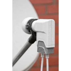 Goobay Quattro Universal LNB 0,1dB -HPP Computer Geschaft goobay Quattro Universal LNB 0 1dB@@xluv22 2